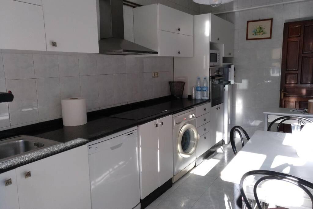 Apartamento Con Garaje Santiago De Compostela Santiago de Compostela Exterior foto